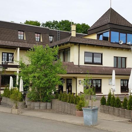 Landhotel Zum Doppeldecker Kirchen  Eksteriør billede
